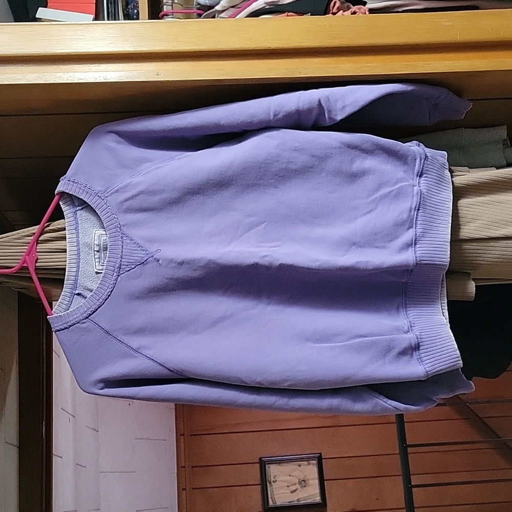 American Eagle sweatshirt